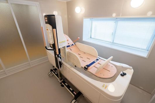 ストレッチャー浴