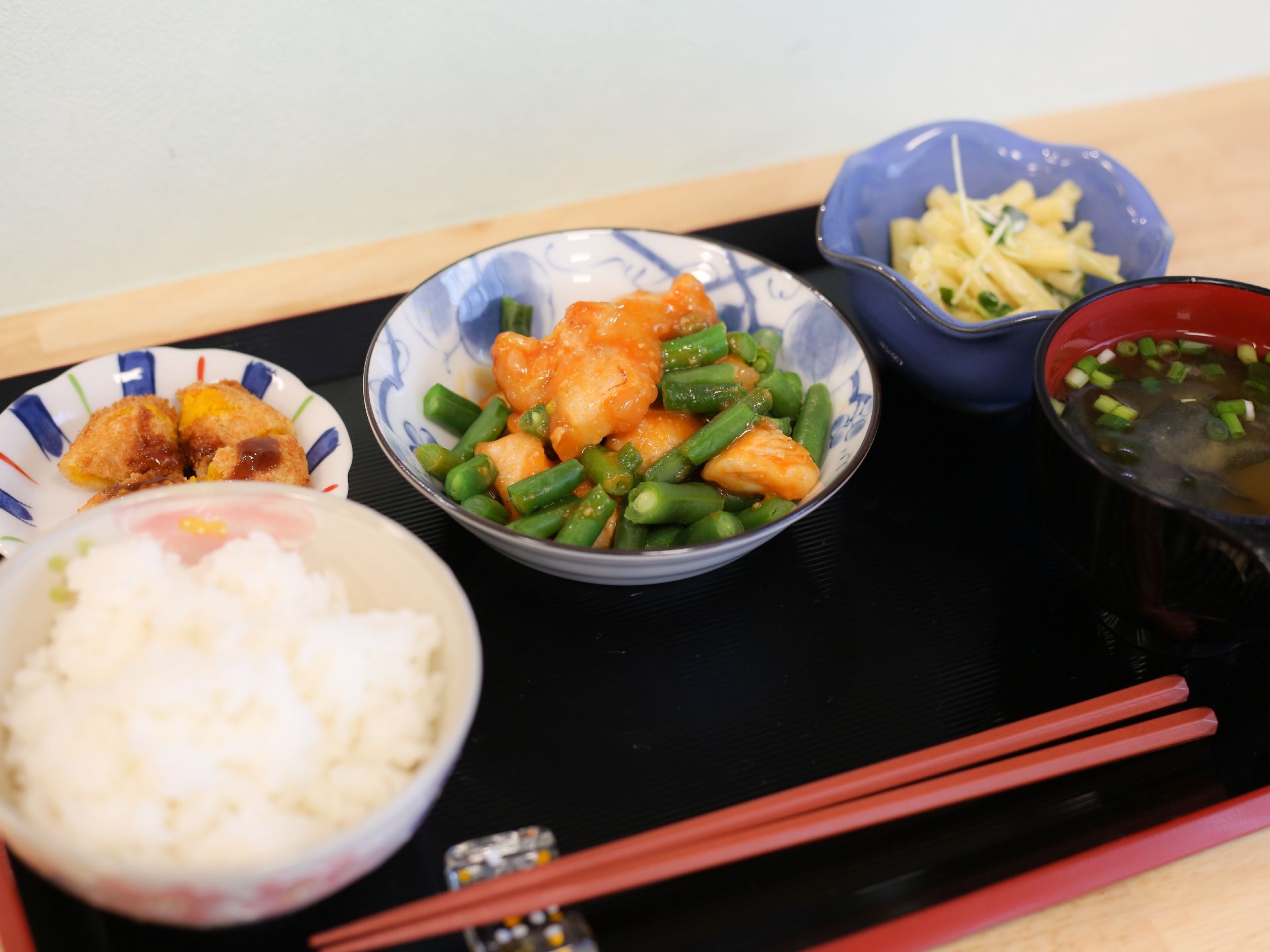 栄養とボリュームを考えた食事