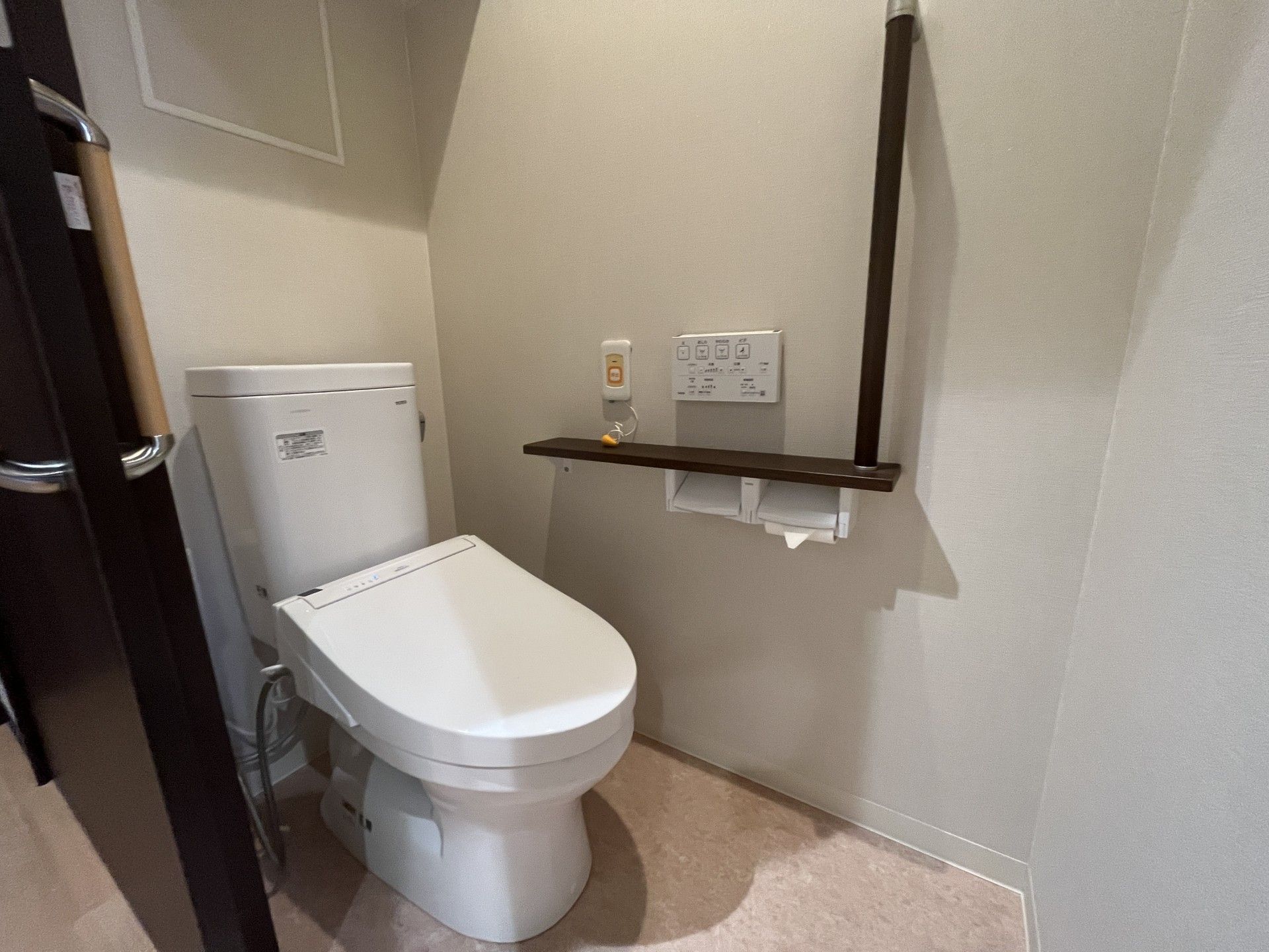 清潔なトイレスペース