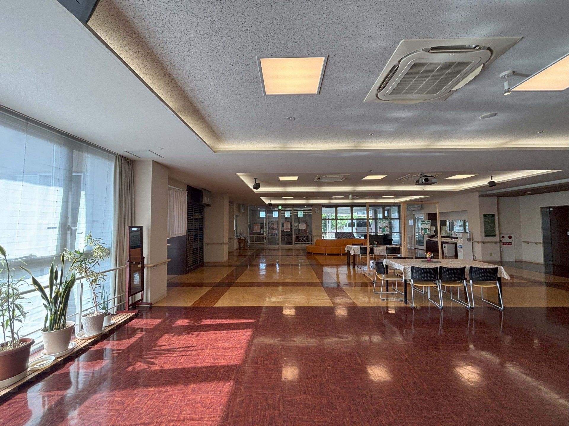 明るい共有スペース