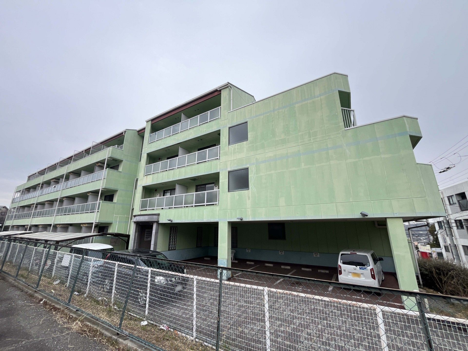 楽園ハイツ弐番館
