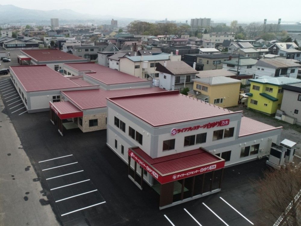 広々とした綺麗な外観
