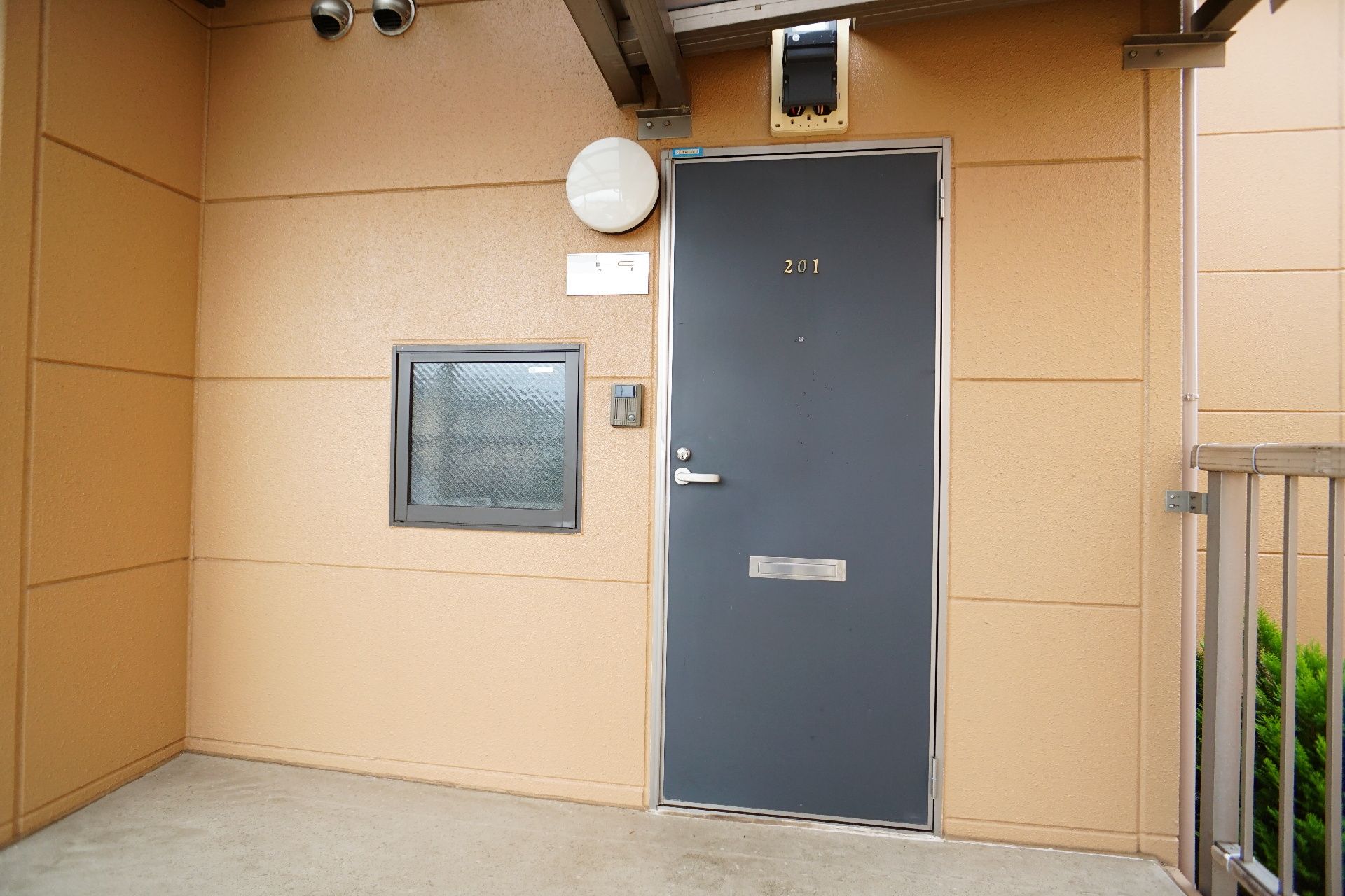 スタッフが安否確認を行う施設