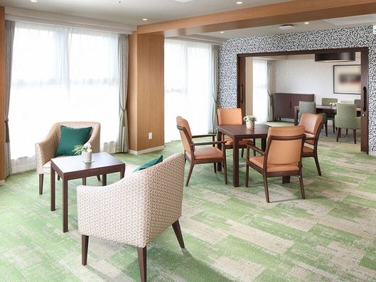 2F ティールーム