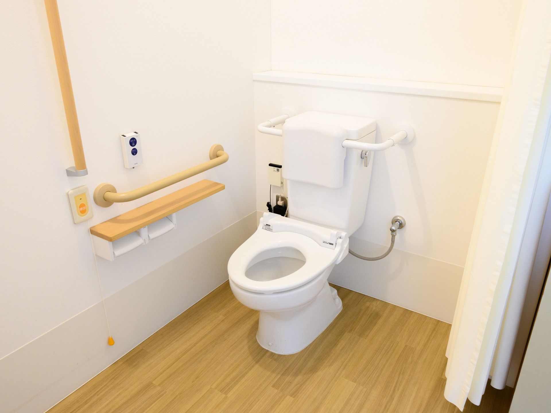 バリアフリーのトイレ設備