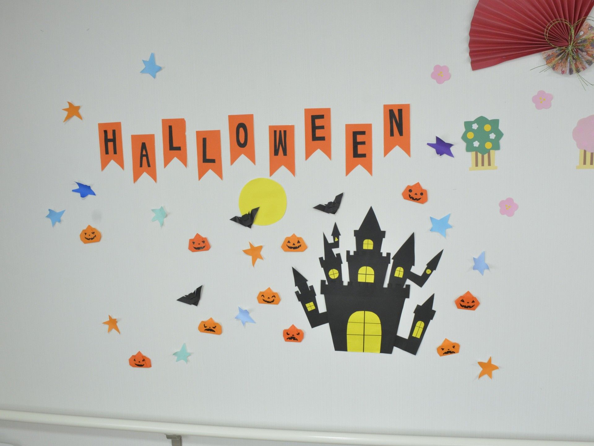 ハロウィンの壁飾り