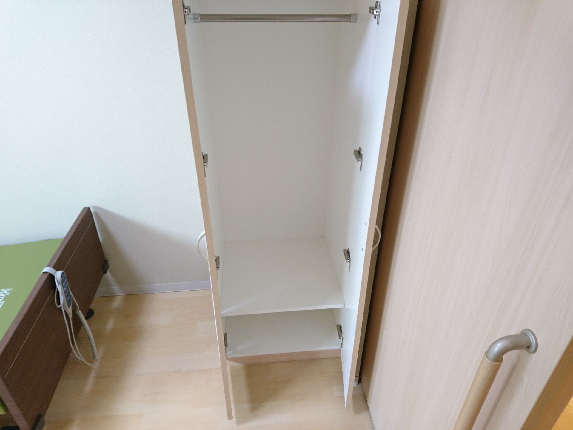 整理された居室のクローゼット