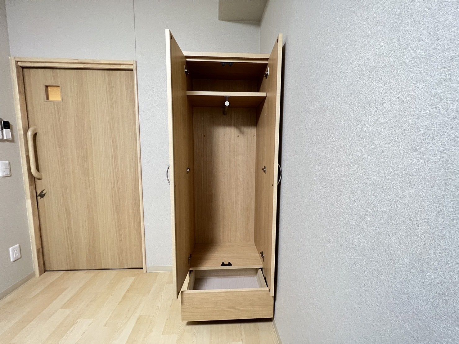 開閉可能な広々としたクローゼット