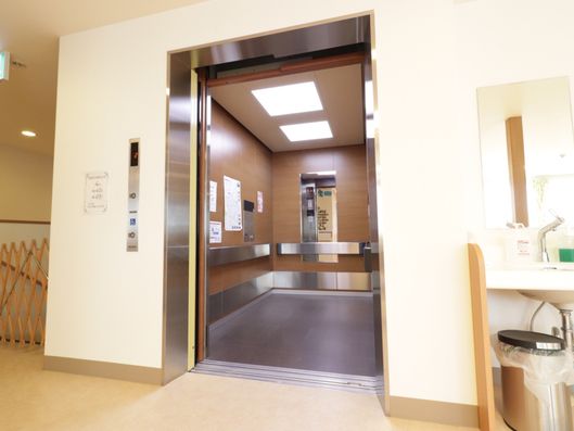 エレベーター