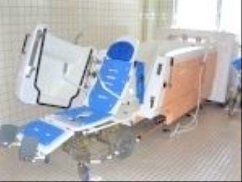 ゆうゆう壱番館よなごの機械浴室。充実した浴室環境となっております。快適なご入浴が出来ます。