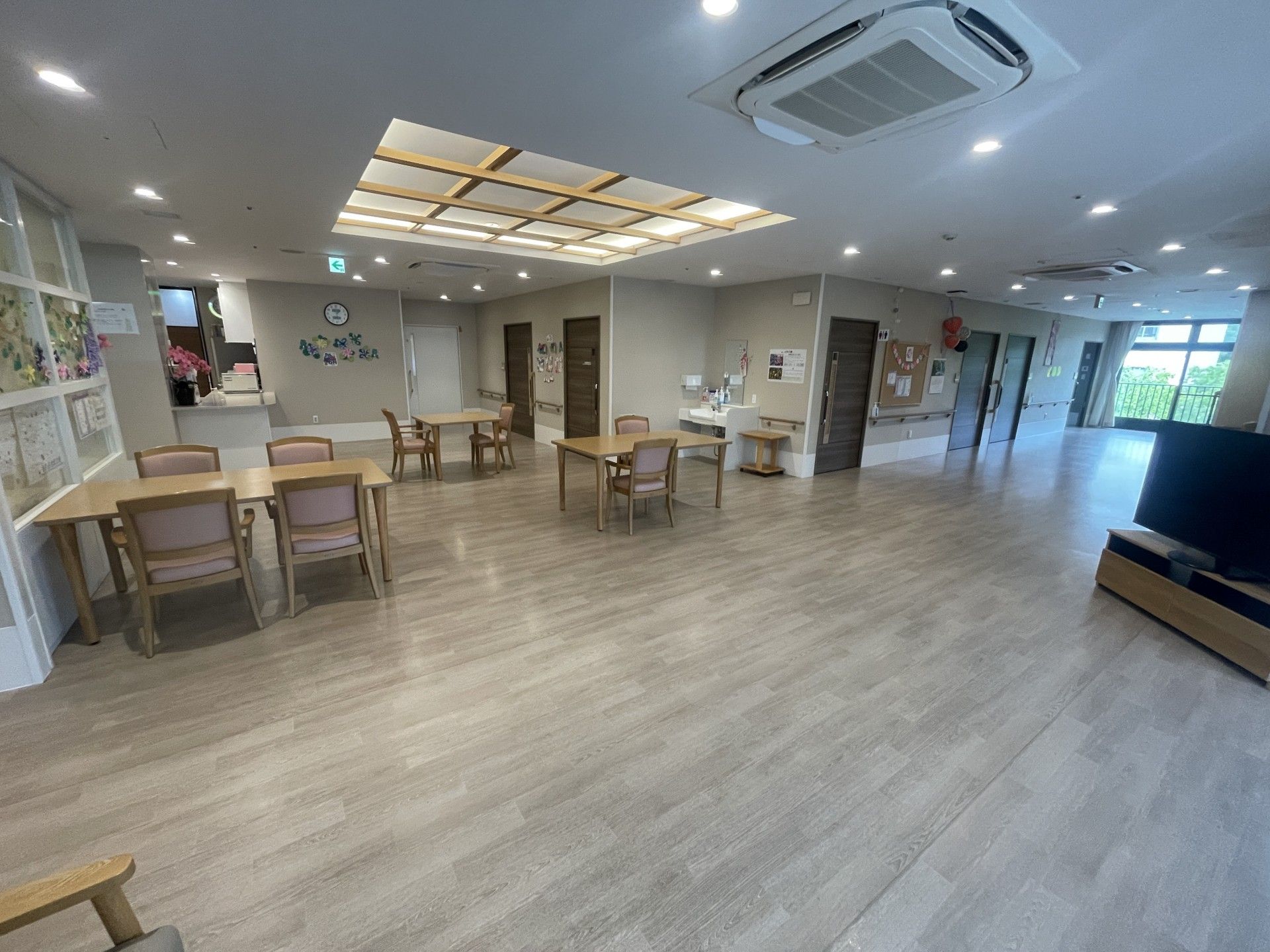 広々とした共有スペース