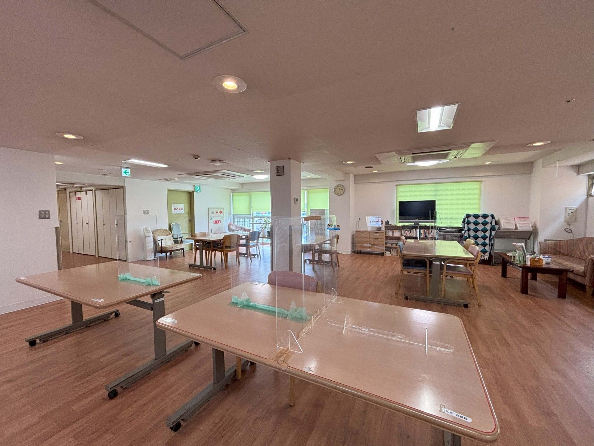 広々とした共有スペース