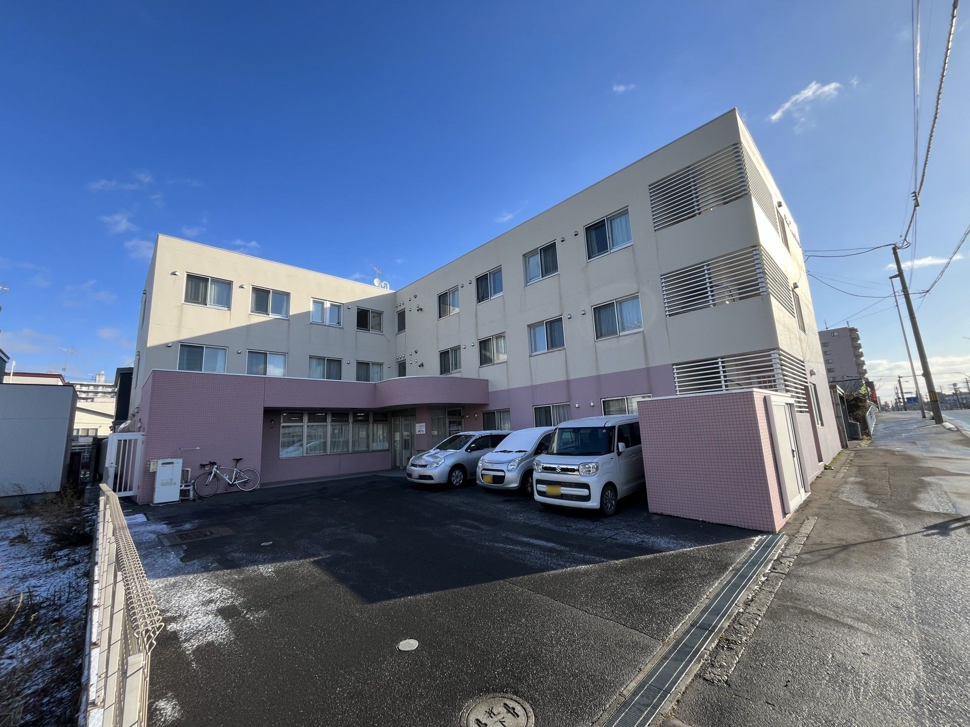 食事を楽しまれる入居者