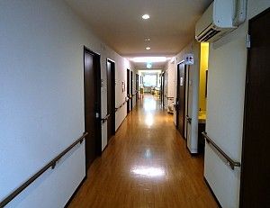 清潔な廊下の様子