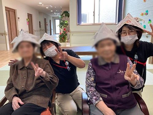 楽しげな交流の場