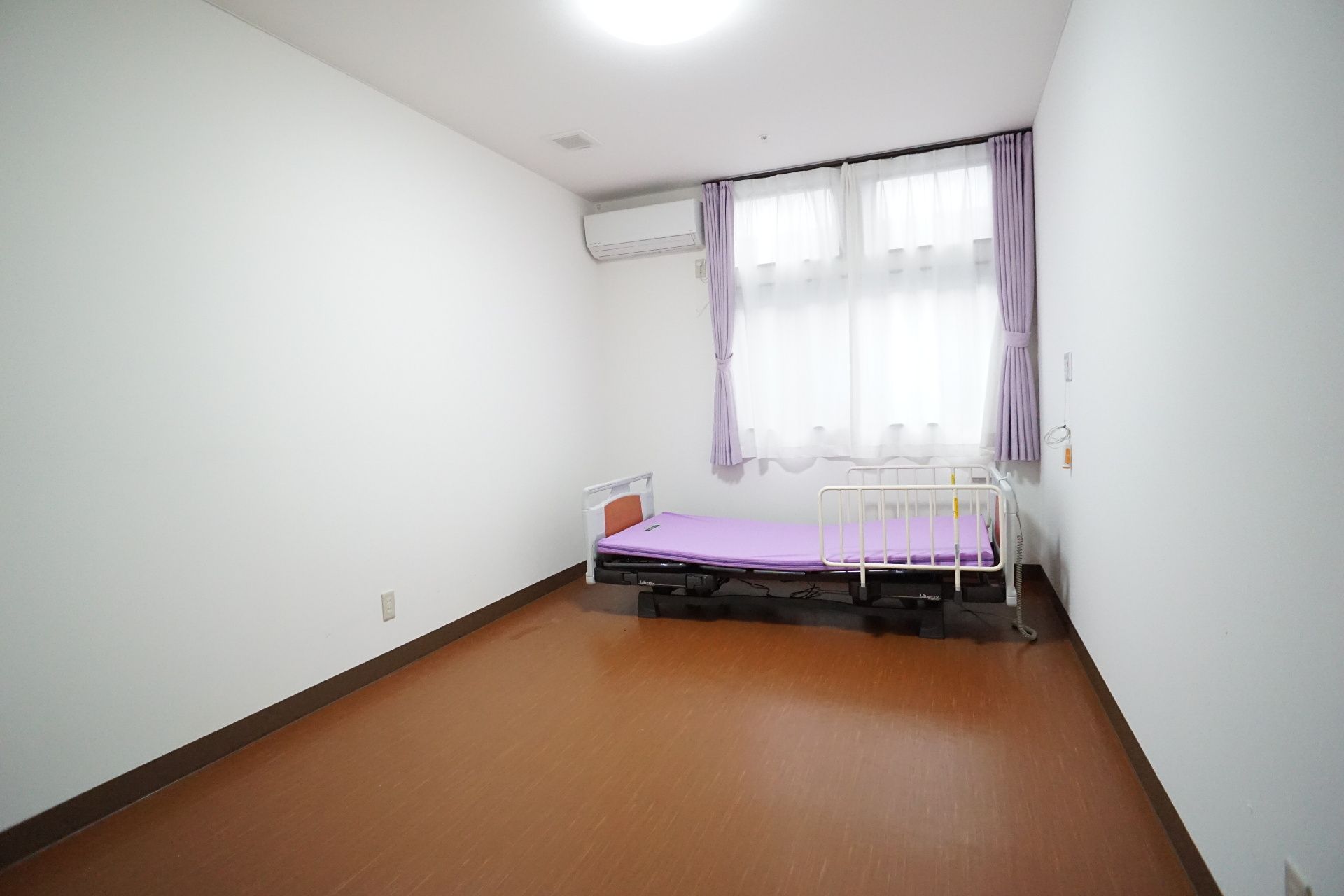 家具などを多く設置することのできる居室