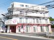 駐車場を設置した施設外観
