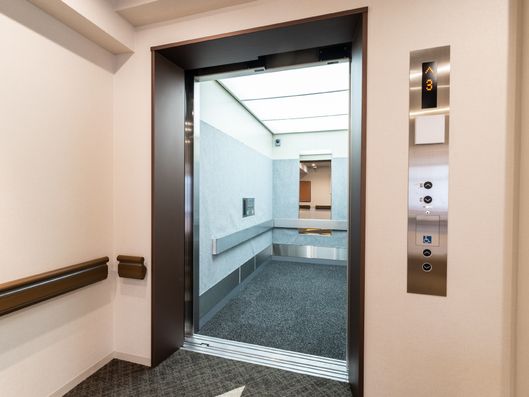 エレベーター