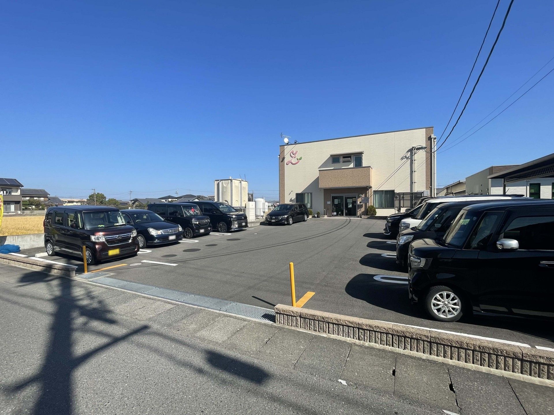 2階建ての建物