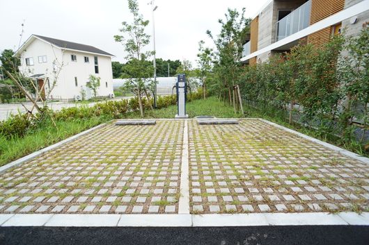 電気自動車専用駐車場