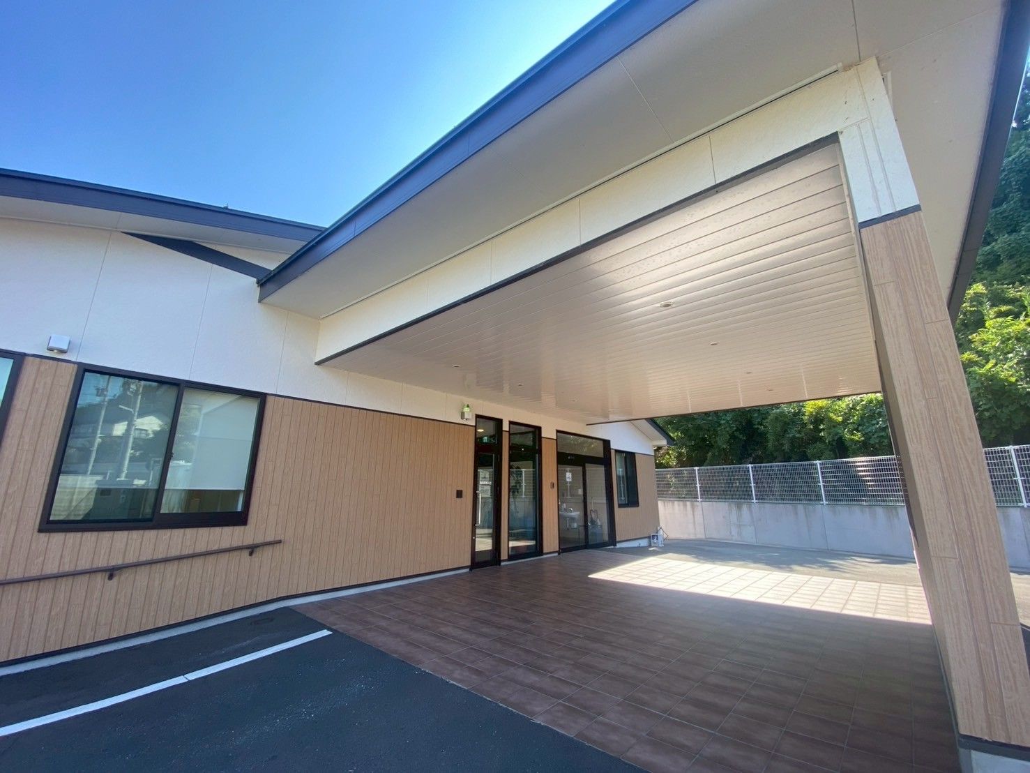 広いエントランス