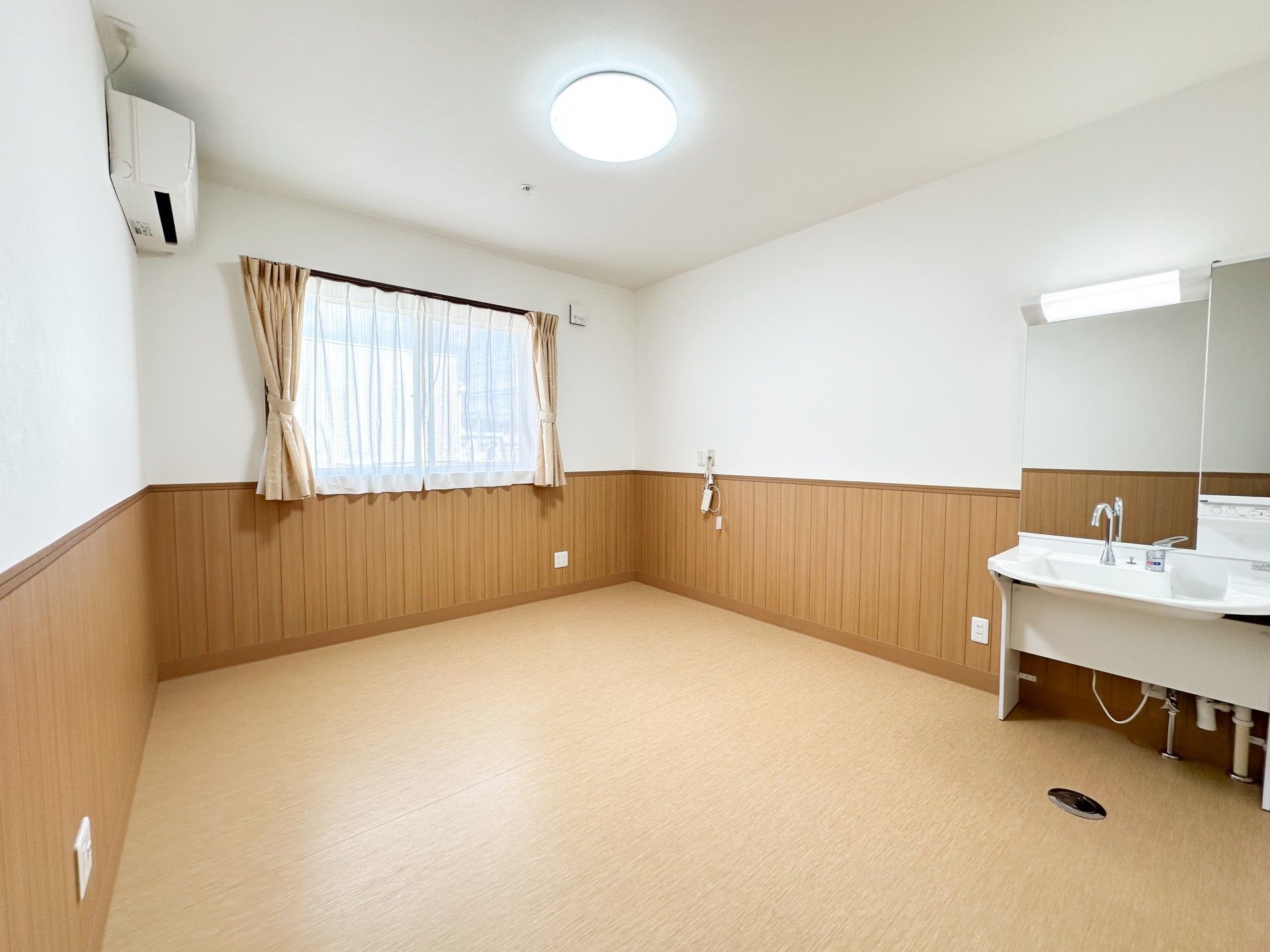 清潔な個室の一角