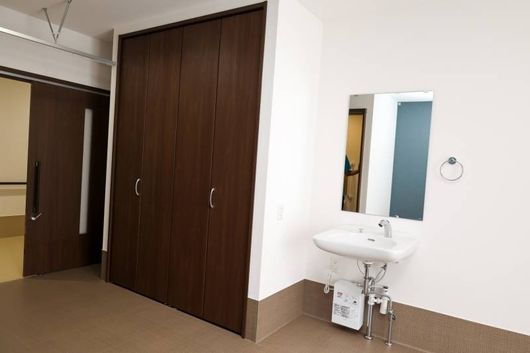 クローゼットと洗面台