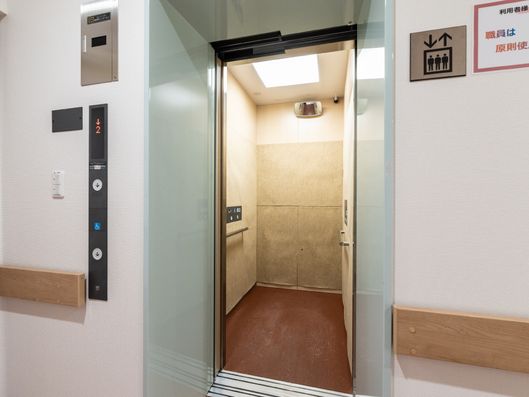 エレベーター