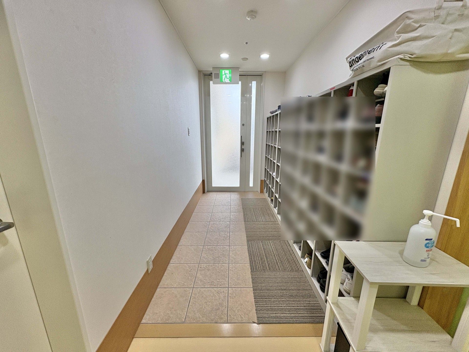 清潔な玄関スペース