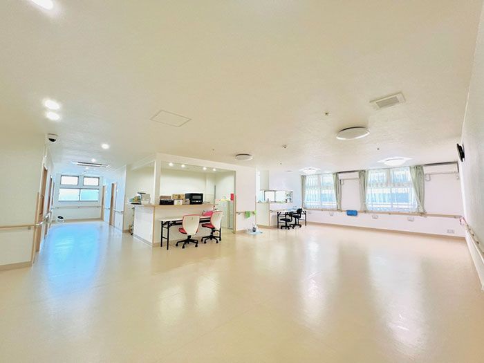 広々とした明るい活動室