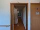 明るい廊下と居室の入口