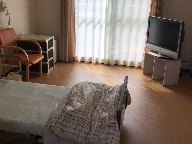 日差しが差し込む居室