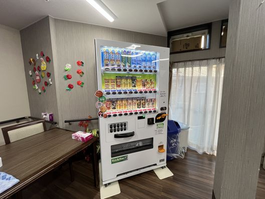 ラウンジ