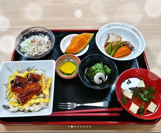 栄養満点の食事提供