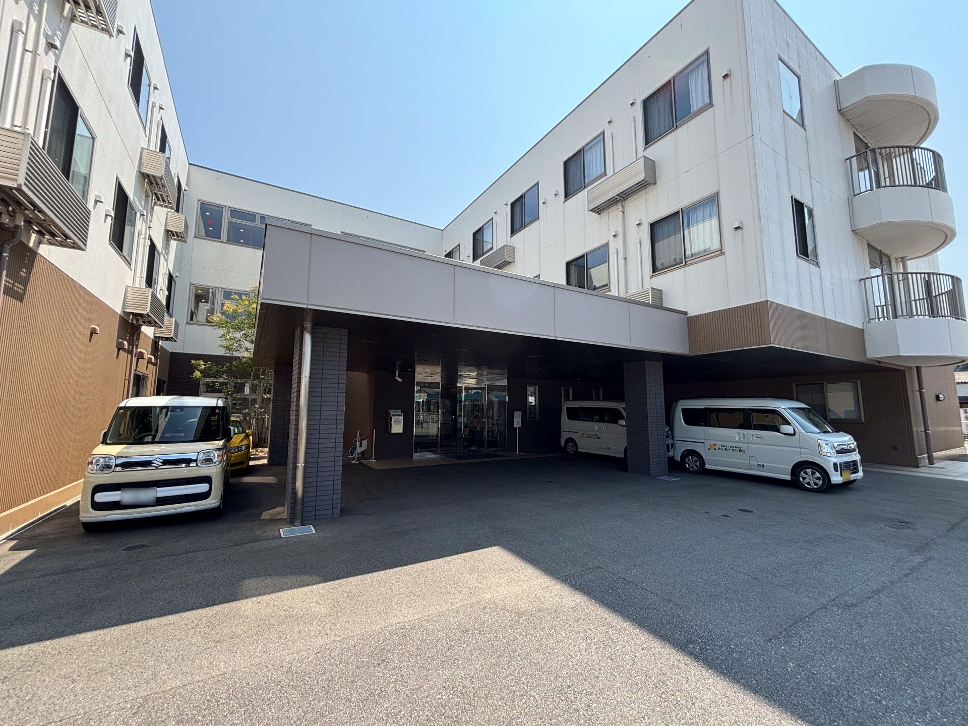 広々としたエントランス