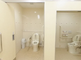 清潔で広々としたトイレ設備
