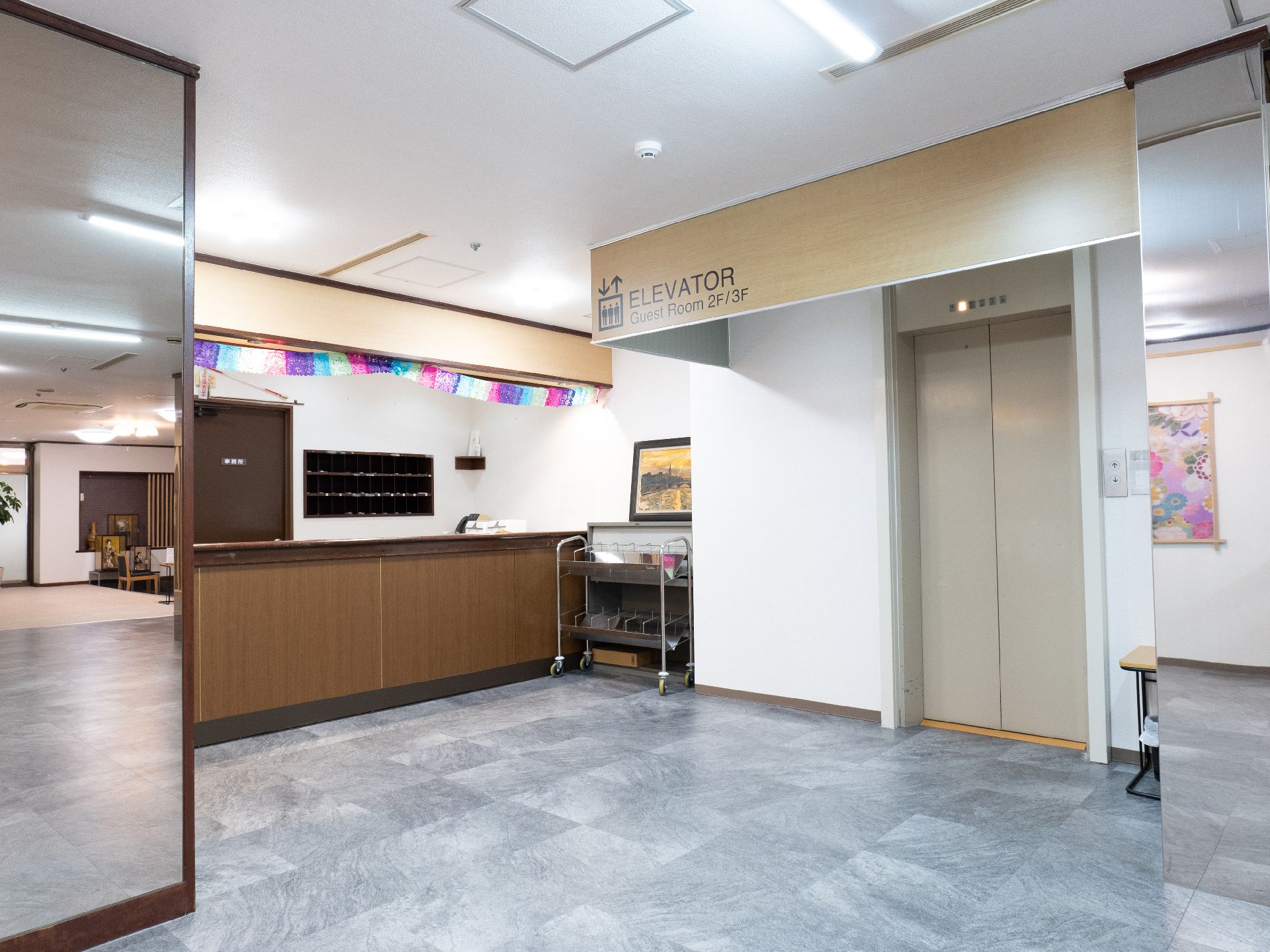 空間にゆとりのあるエントランスホール
