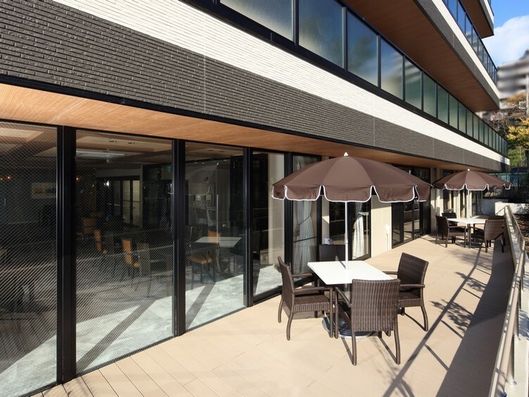 1F ウッドデッキ