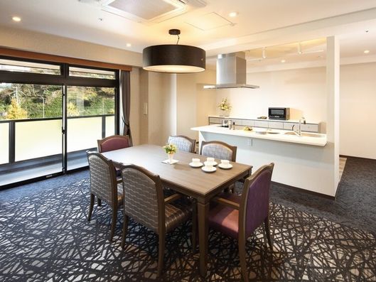 4F ティールーム