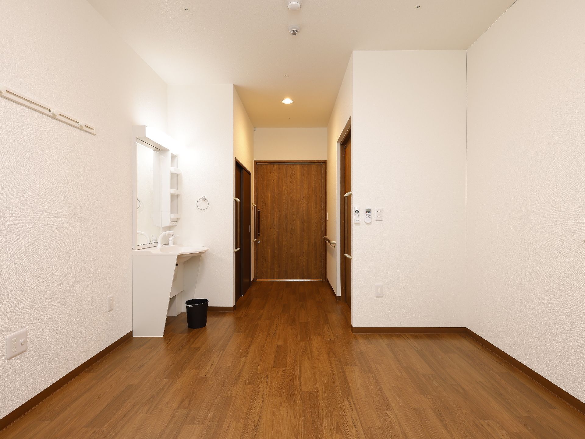 家具などを多く設置することのできる居室
