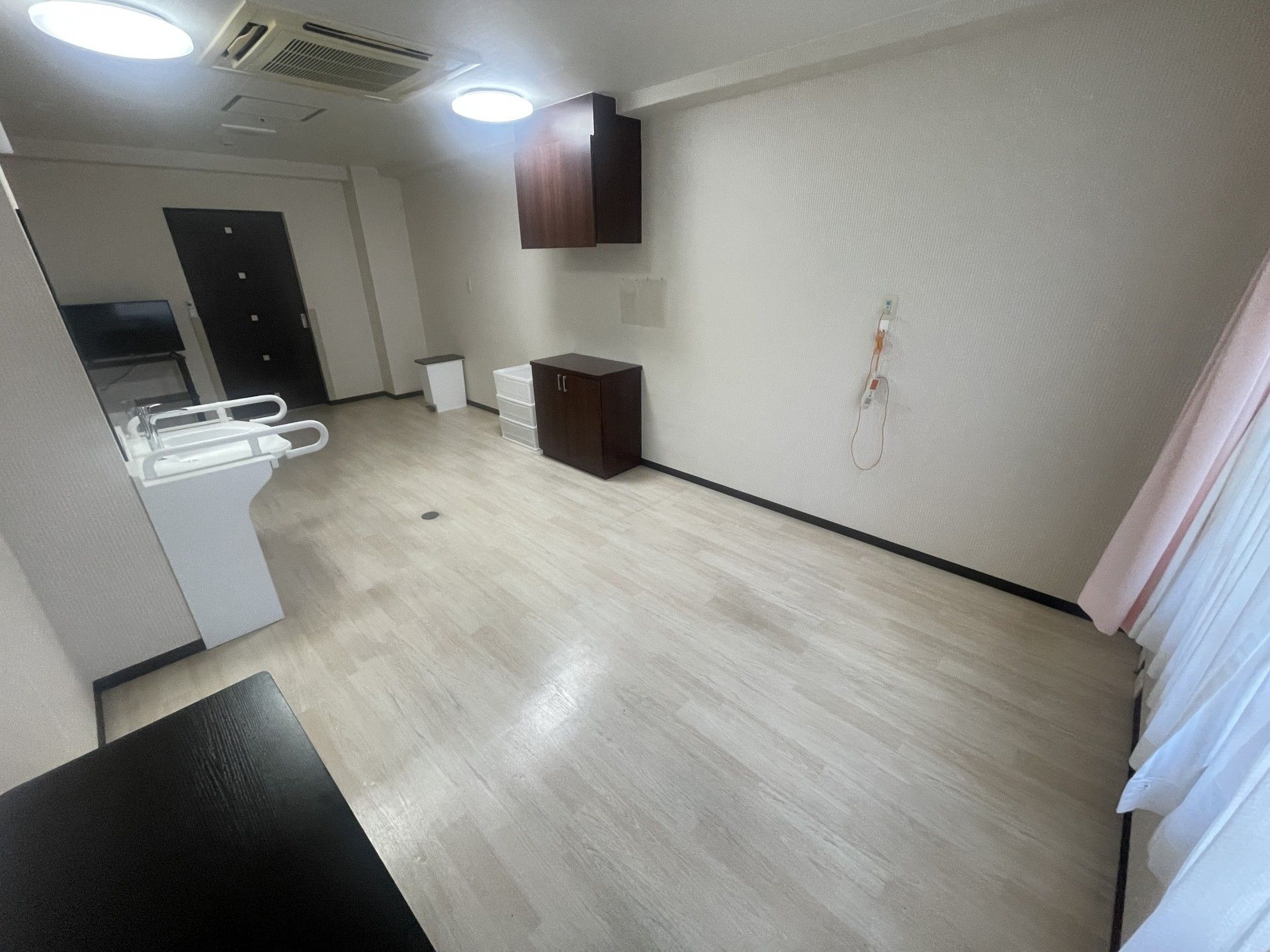 広い個室の一角