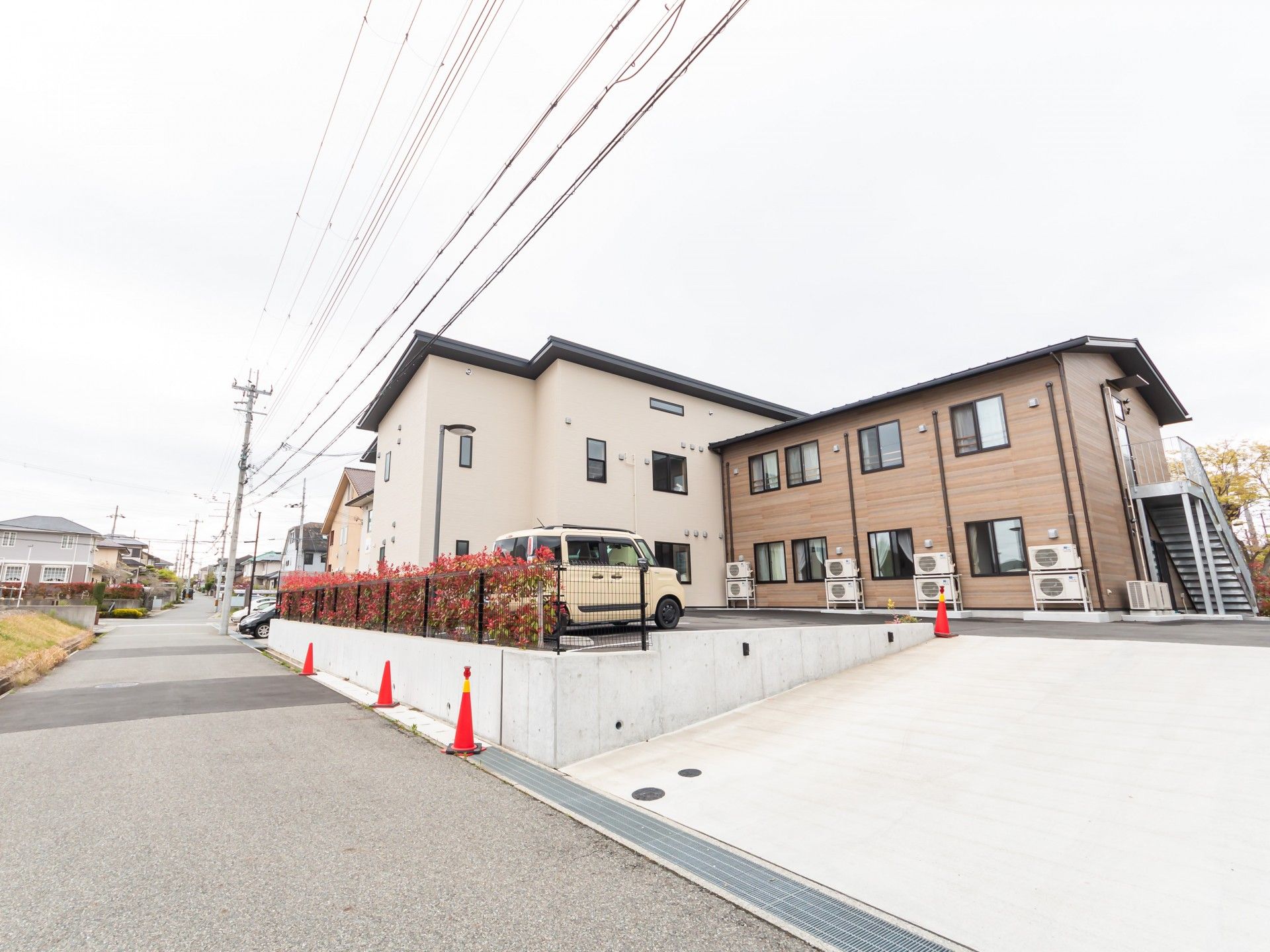 ゆったりとした施設外観