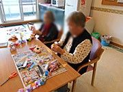 手作り活動の様子