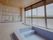 大きな窓のある浴室