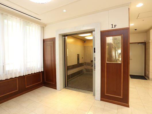 エレベーターホール