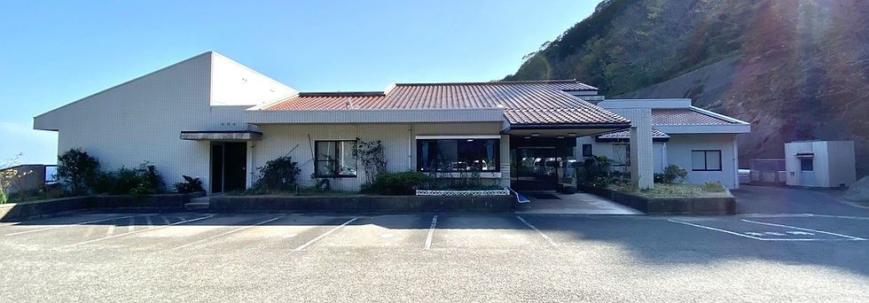 ゆったりとした施設外観
