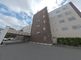 広々とした敷地の施設外観