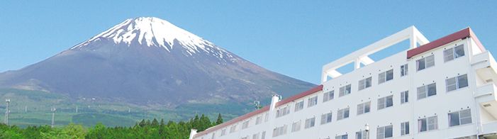 富士山を望む建物