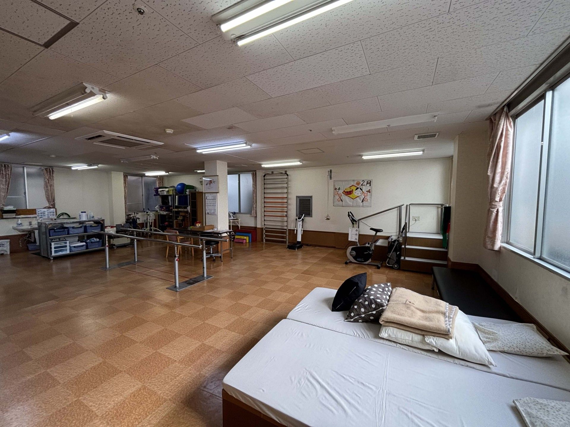 リハビリ用具が揃う部屋
