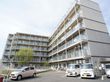 多階層の建物外観